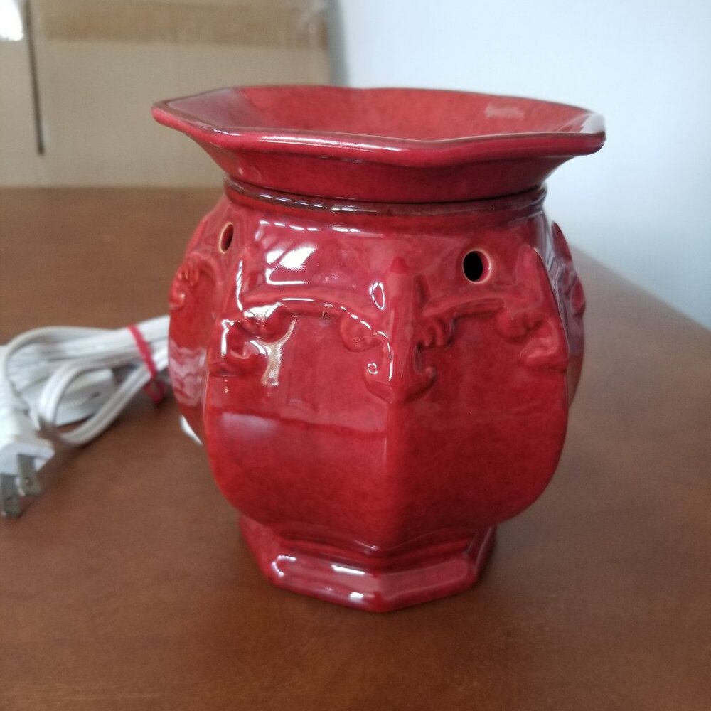 Better Homes & Gardens Wax Warmer - Red Damask